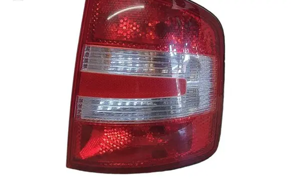 Skoda Fabia Mk1 (6Y) Rear/tail lights 6Y9945096E 6Y9945112D 6Y9945112B