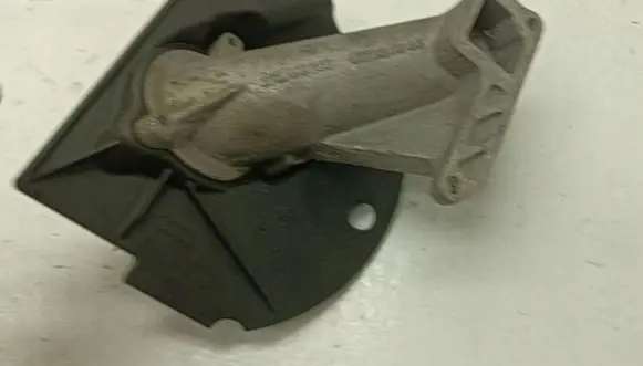 Audi A8 S8 D3 4E Oil pump 