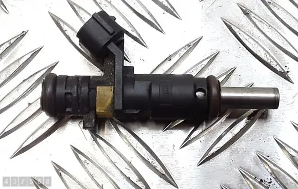 Mini Cooper Countryman R60 Fuel injector 7528176