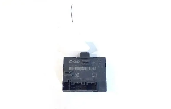 Audi A5 8T 8F Door control unit/module 8T0959795F