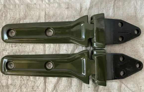 Jeep Wrangler Tailgate/trunk/boot hinge 68282145
