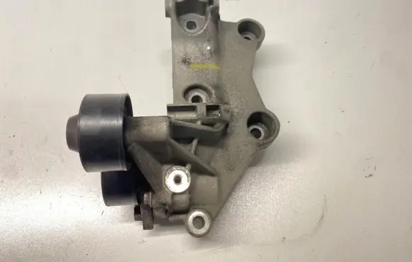 Generator/alternator bracket