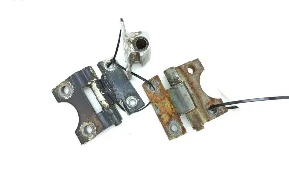 Mercedes-Benz S W116 Front door hinge set 838737