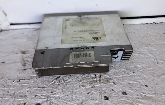 Acura ILX ABS control unit/module 34333708 10093500144