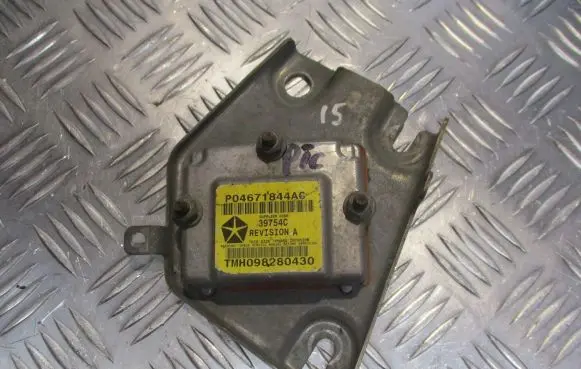 Chrysler PT Cruiser Airbag deployment crash/impact sensor P04671844AC