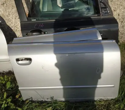 Audi A4 S4 B7 8E 8H Front door