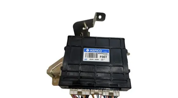 Hyundai Santa Fe Gearbox control unit/module 954403A380 9090930375A0 169011X