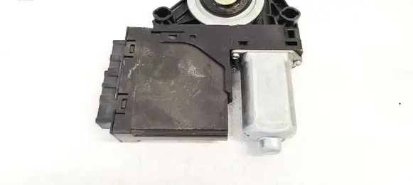 Volvo S60 Front door window regulator motor 966268103