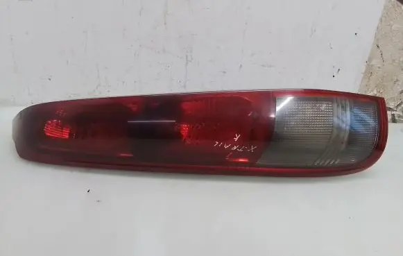 Nissan X-Trail T30 Rear/tail lights