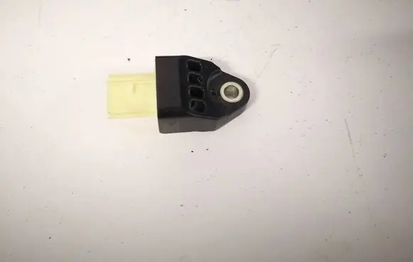 Toyota RAV 4 (XA30) Airbag deployment crash/impact sensor 8983133020