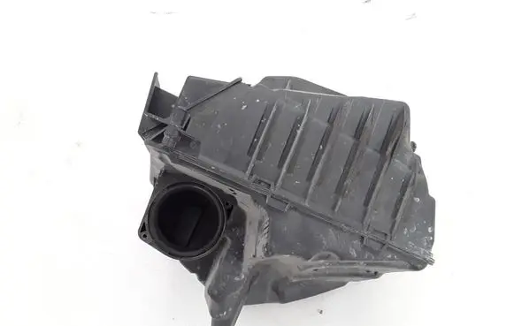 Renault Scenic III - Grand scenic III Air filter box 8200947663