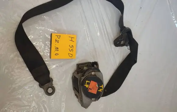 Volkswagen Transporter - Caravelle T4 Front seatbelt 666330621J