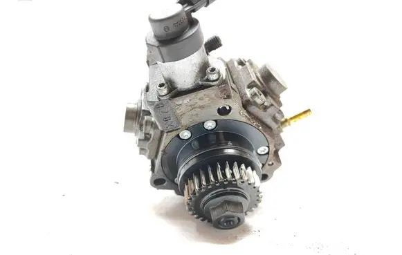 Renault Trafic III (X82) Fuel injection high pressure pump 0928400825 9190644946
