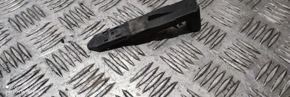 Headlight/headlamp mounting bracket