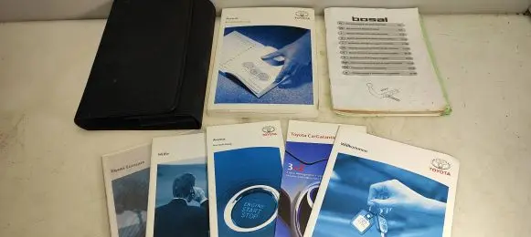 Toyota Avensis T250 Owners service history hand book 