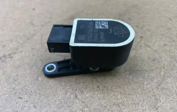 BMW 5 F10 F11 Headlight/headlamp level sensor 6784075 37146784075