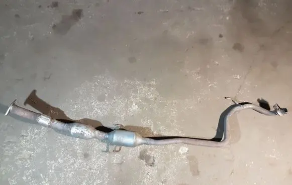 Toyota Yaris Middle muffler/silencer 30N03 GF2