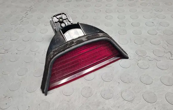 BMW 5 E39 Third/center stoplight 178655