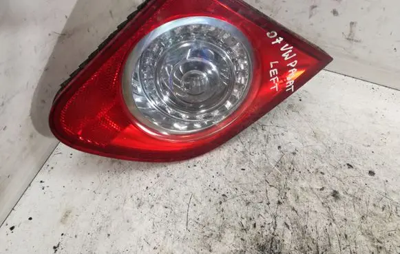 Volkswagen PASSAT B6 Tailgate rear/tail lights 27567003