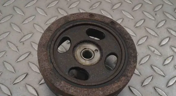 Nissan Qashqai Crankshaft pulley