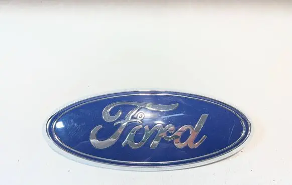 Ford Kuga III Manufacturers badge/model letters CK418B262
