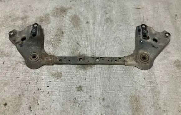 Nissan Juke I F15 Bottom radiator support slam panel 