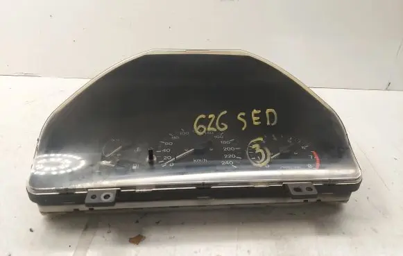 Mazda 626 Speedometer (instrument cluster) FDGE6VD