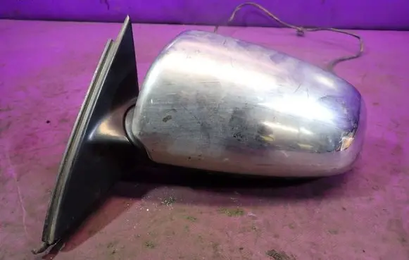 Audi A4 S4 B6 8E 8H Front door electric wing mirror 