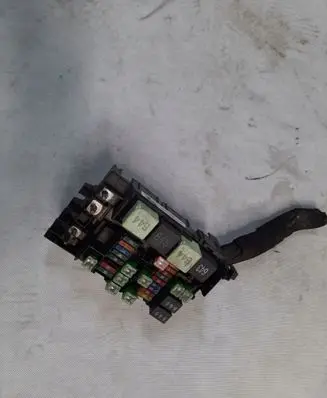 Volkswagen Jetta VI Fuse module 5C0937819K
