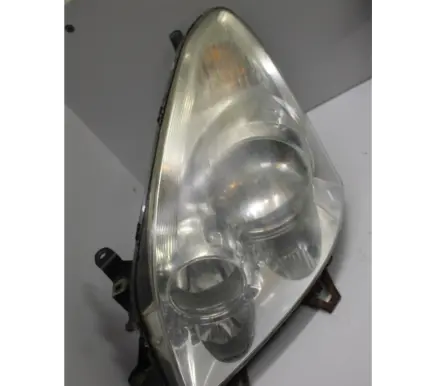 Toyota Corolla Verso E121 Headlight/headlamp HB412V51 7105 13510