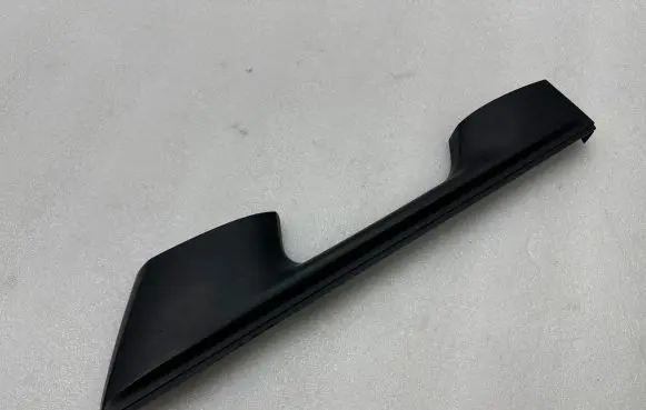 Tesla Model X Seat trim 11067400D AG151902 C5811