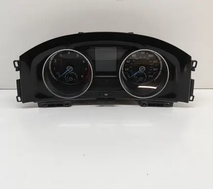 Volkswagen Golf VII Speedometer (instrument cluster) 5G1920958A A2C94791700