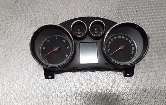 Opel Astra J Speedometer (instrument cluster) 13338438