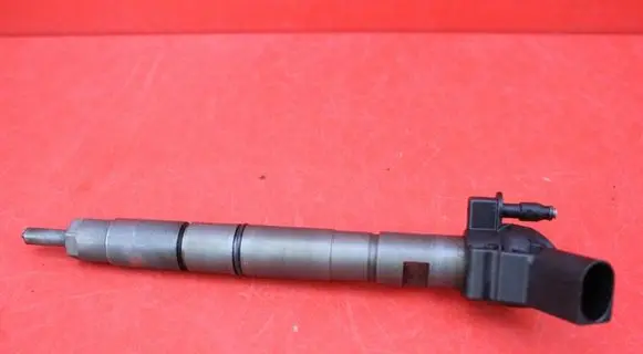 Audi Q7 4L Fuel injector 057130277AG