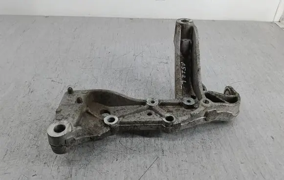 Skoda Octavia Mk2 (1Z) Front control arm 1K0199295F
