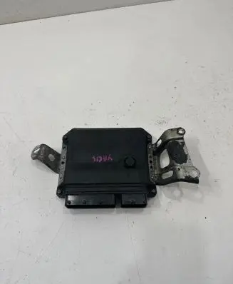 Toyota Yaris Engine control unit/module 896610DB00 MB2753004332