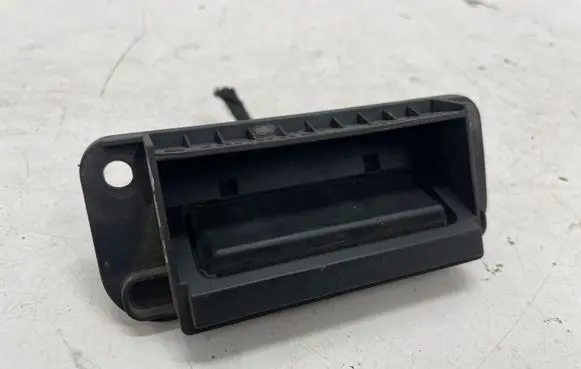 Mercedes-Benz C W204 Tailgate opening switch A2047500293