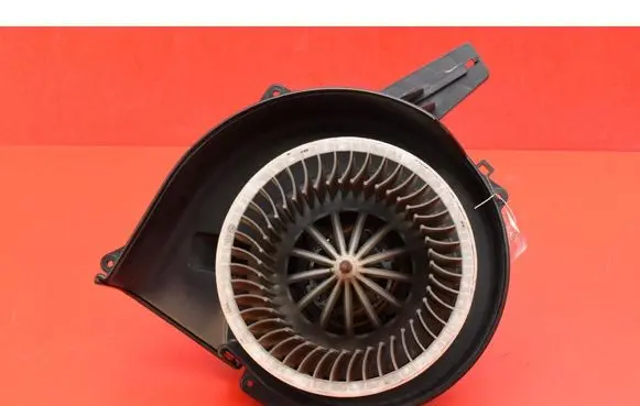 Volkswagen Fox Heater fan/blower 6Q1819015G