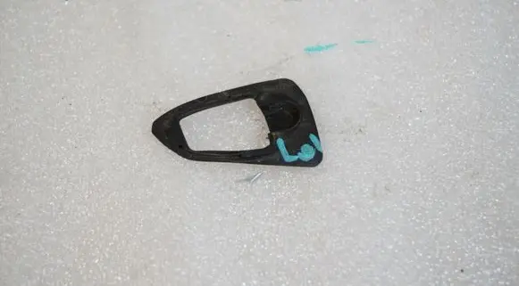 Mercedes-Benz E W212 Other front door trim element a2047660605