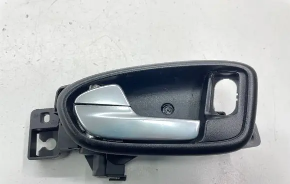 Rear door interior handle