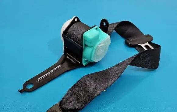 Toyota Corolla E160 E170 Rear seatbelt 7337002150 IMPRK1566519