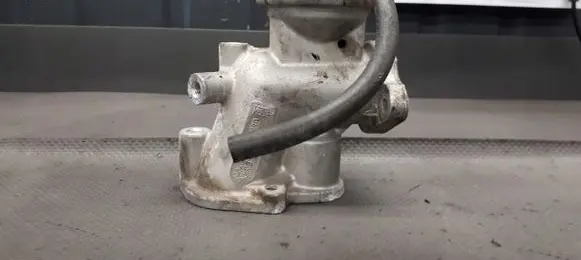 Opel Combo C EGR valve 97184925