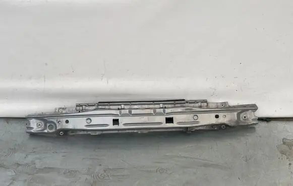 Opel Zafira A Front bumper cross member