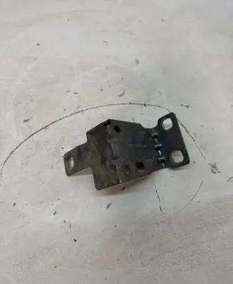 Land Rover Range Rover Evoque L551 Seat back rest lock catch 181019 R80BA