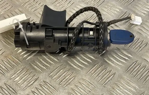 Fiat Punto (176) Ignition lock