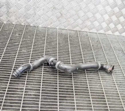 Audi A4 S4 B9 8W Engine coolant pipe/hose 8W0121140