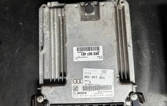 Audi A5 8T 8F Engine control unit/module 8K0907401 1072060Y8 0281014014