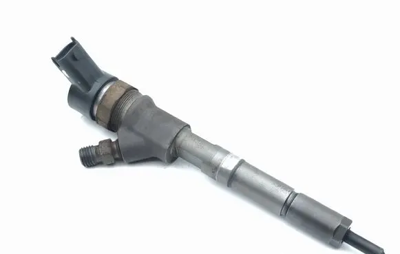 Toyota Yaris Fuel injector 0445110 236700N030