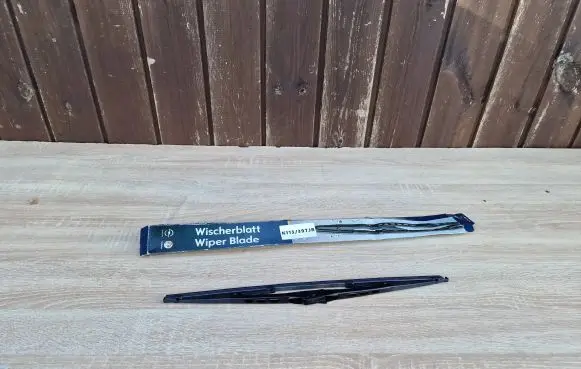 Opel Agila A Rear wiper blade 93195927