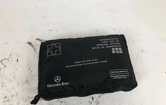 Mercedes-Benz GLE W167 First aid kit 